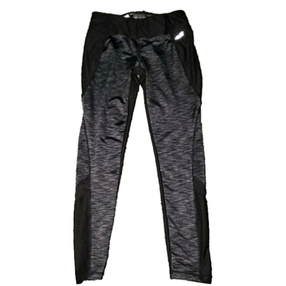 𝅺avia Medium Black Gray Workout Pants